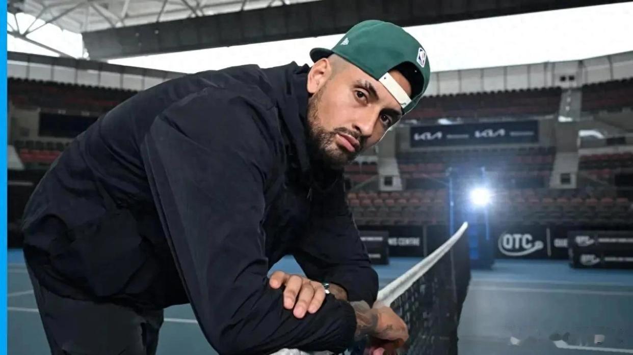 九游游戏-意大利网球队血洗英国网球队，克耶高斯绝境逆转