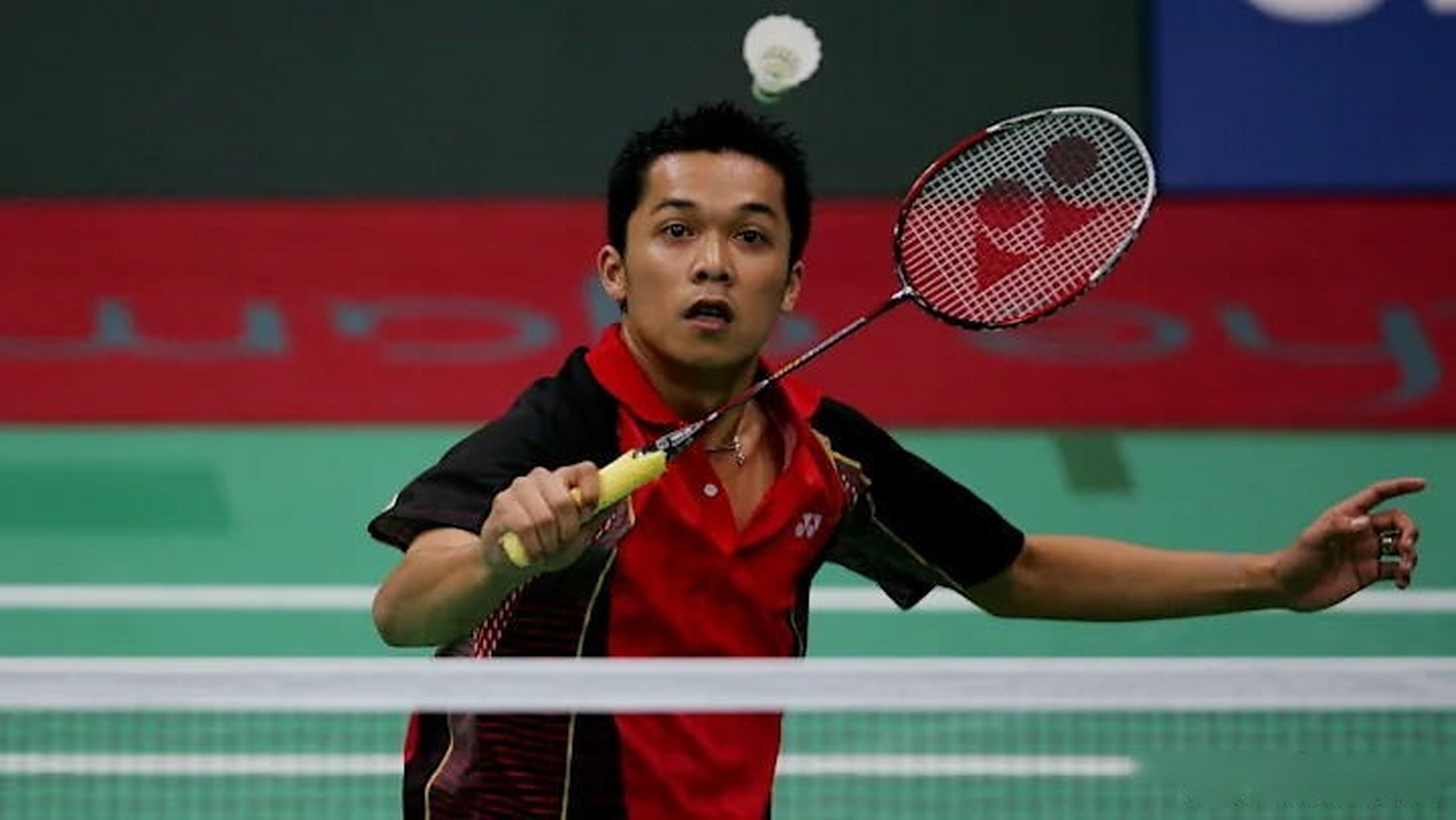 印尼羽毛球队翻盘英格兰羽毛球队，陶菲克制霸全场的简单介绍