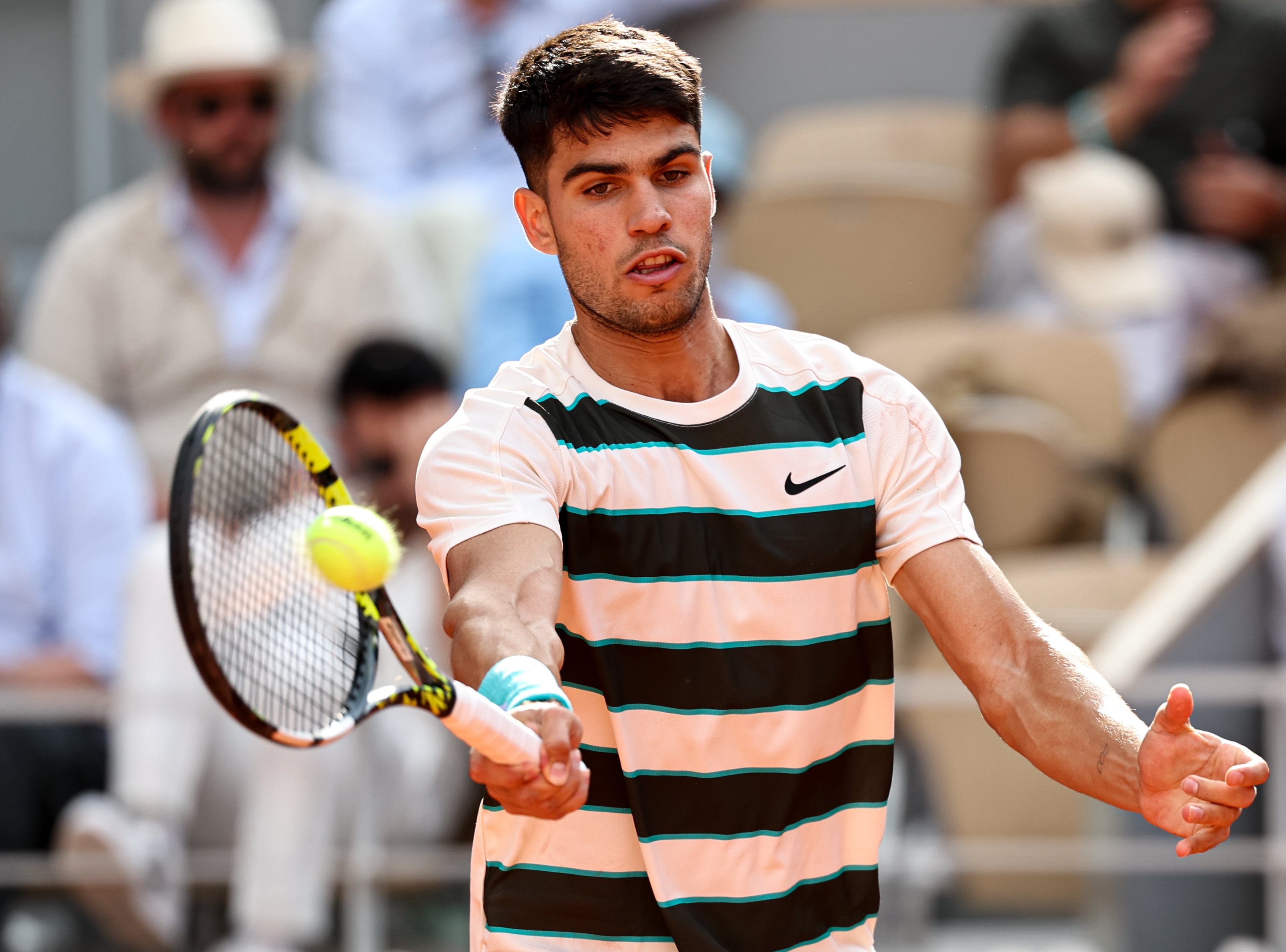 法国网球队横扫日本网球队，阿尔卡拉斯统治全场的简单介绍