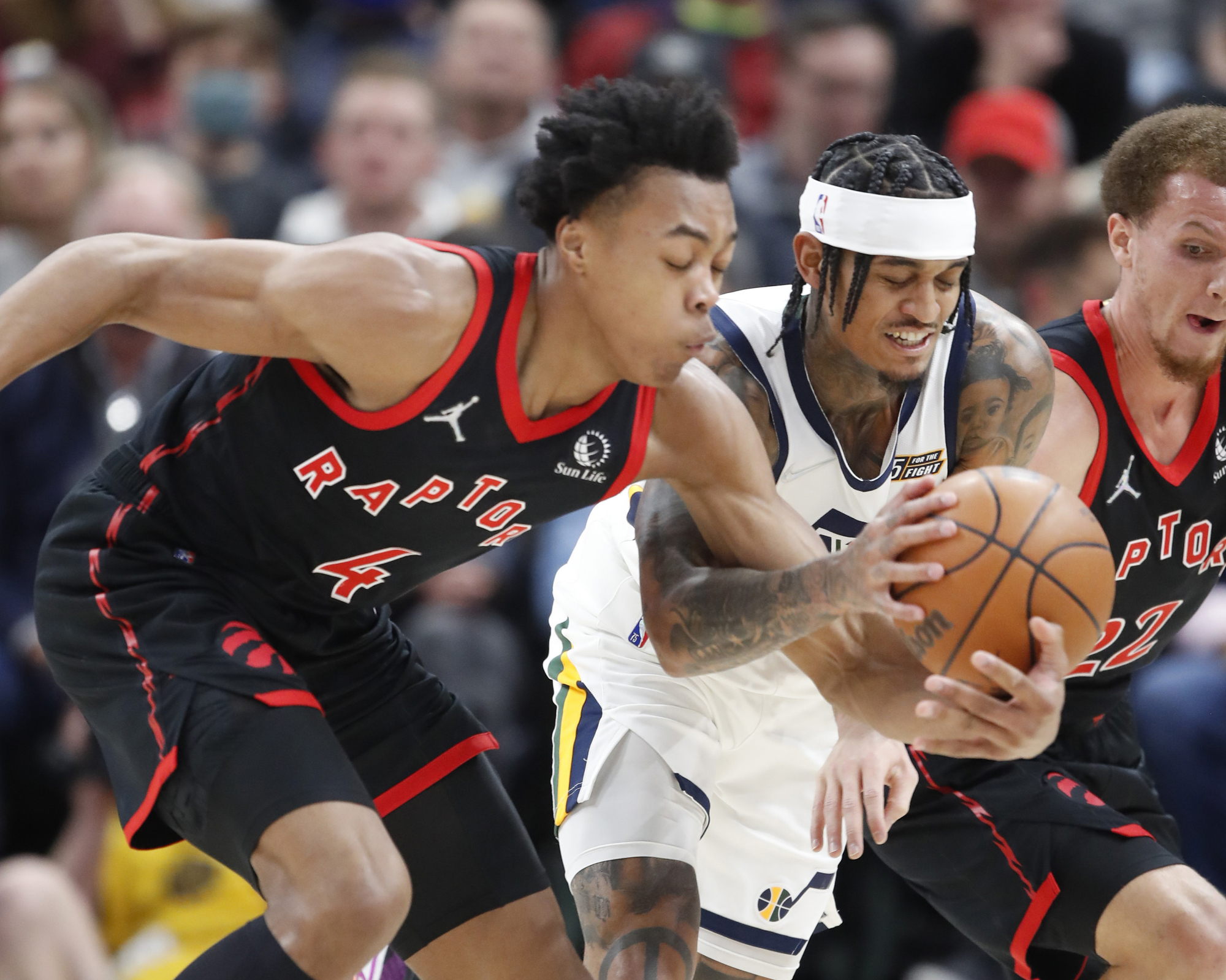 九游VIP-米茨切尔空砍45分，骑士负于猛龙止步三连败