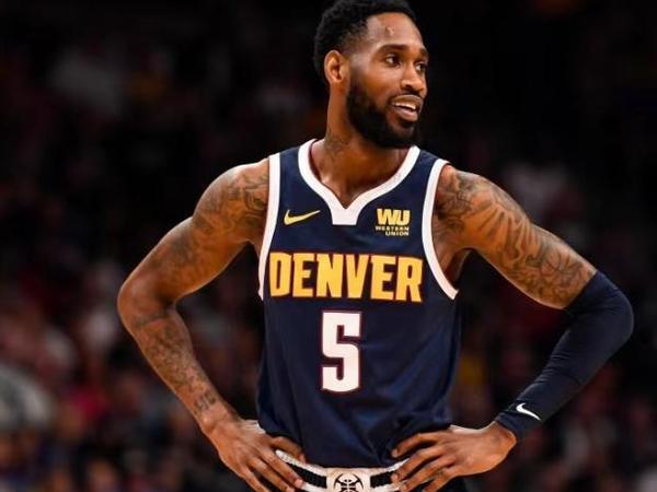 上海大鲨鱼队遭遇连败，进攻乏力的简单介绍