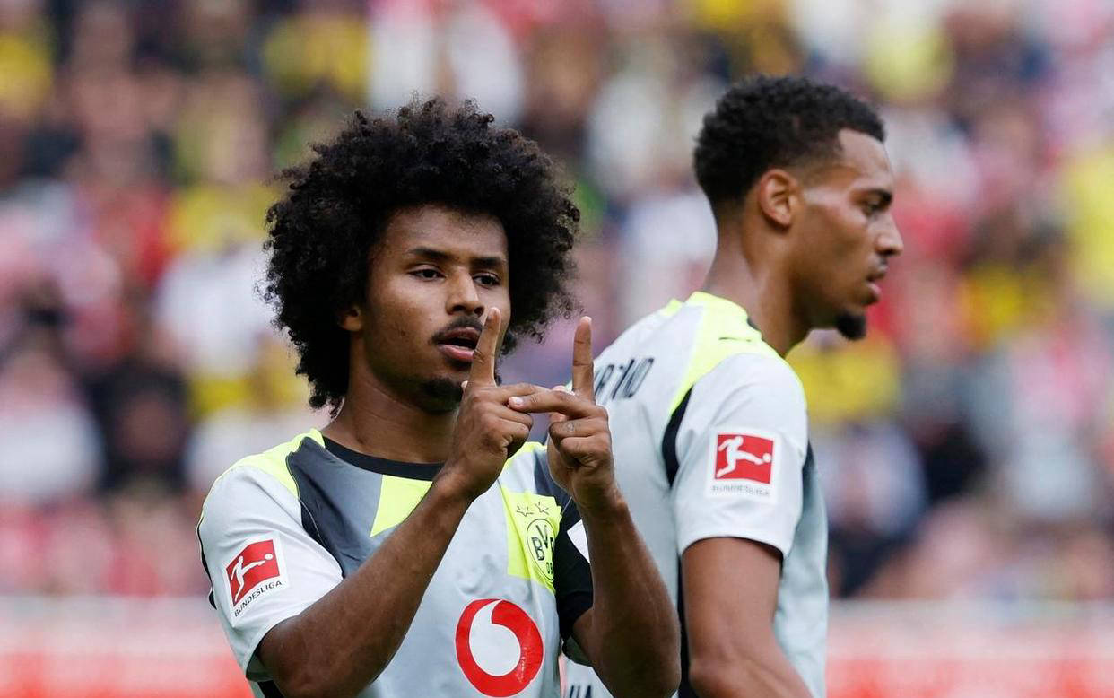 九游体育直播-多特蒙德年轻球员崭露头角，球队前途光明的简单介绍