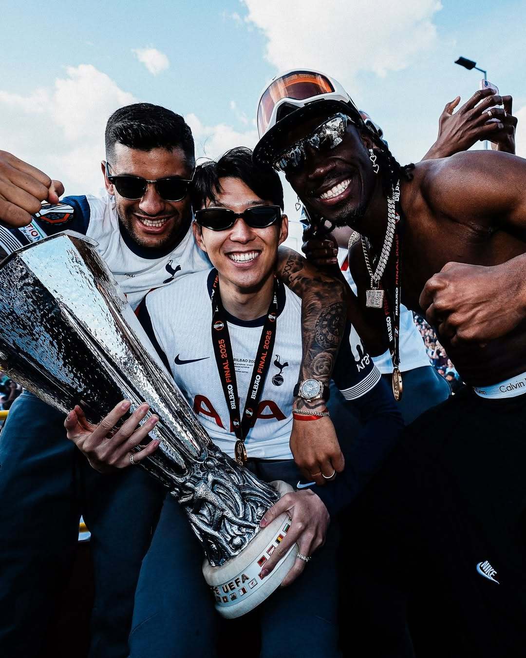 九游体育平台-中东篮球赛事热度高涨，观众热情支持球队的简单介绍