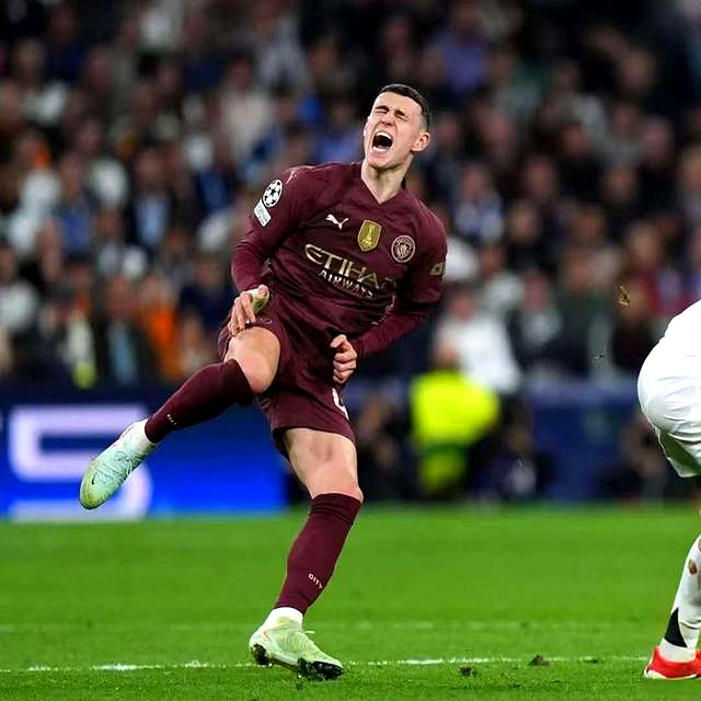 关于皇家马德里接连负于曼城,状况堪忧的信息 关于皇家马德里接连负于曼城,状况堪忧的信息