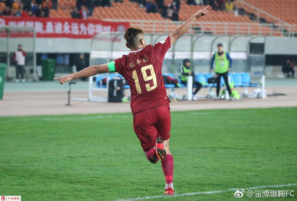 九游娱乐入口-青岛队大胜，冲上积分榜第七位