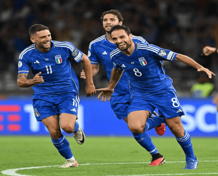 冰岛队大胜马耳他，保持领先优势