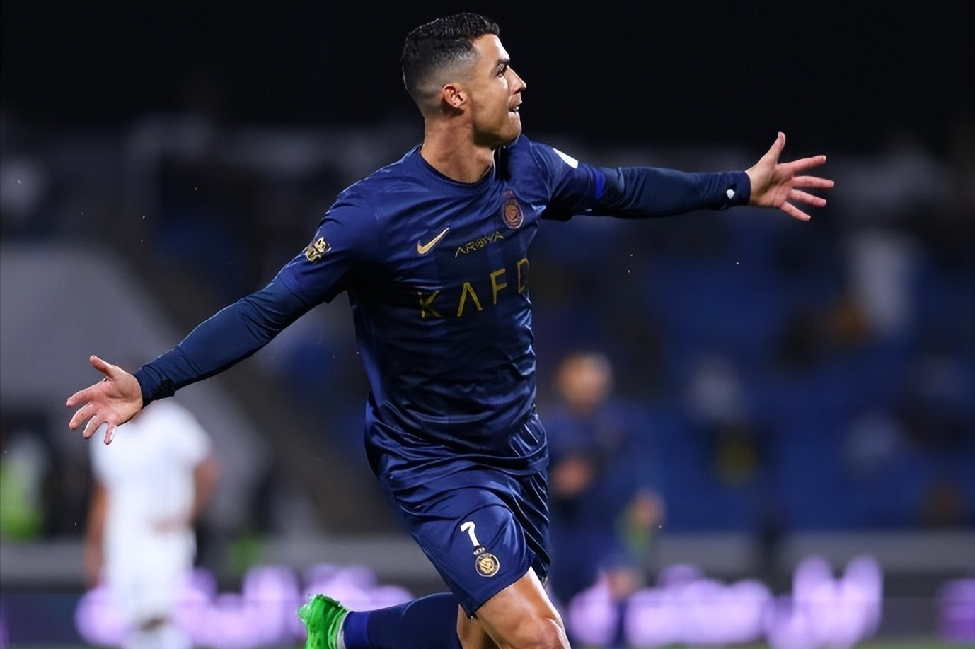 关于摩纳哥射手连续进球，压哨绝杀惊艳全场的信息