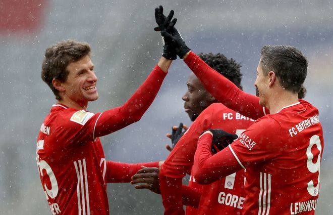 关于瓦伦西亚血洗国际米兰，格纳布里完成帽子戏法的信息