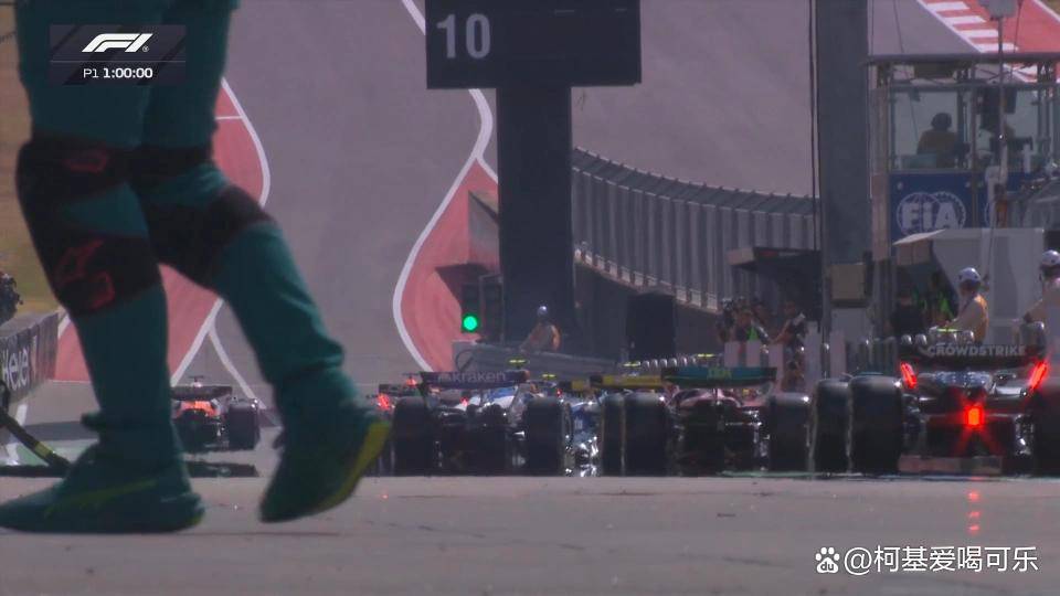 关于梅赛德斯碾压索伯车队，诺里斯刷新纪录的信息