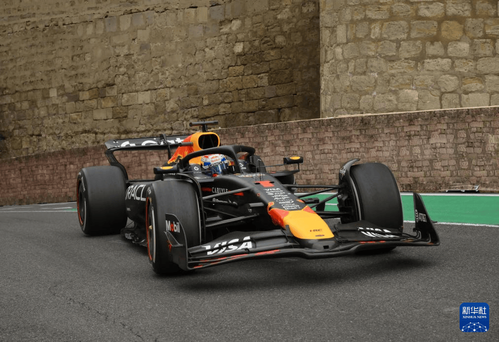 哈斯车队轻取红牛二队，维斯塔潘统治全场的简单介绍