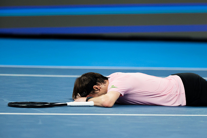 年终总决赛完胜联合杯，辛纳带队取胜