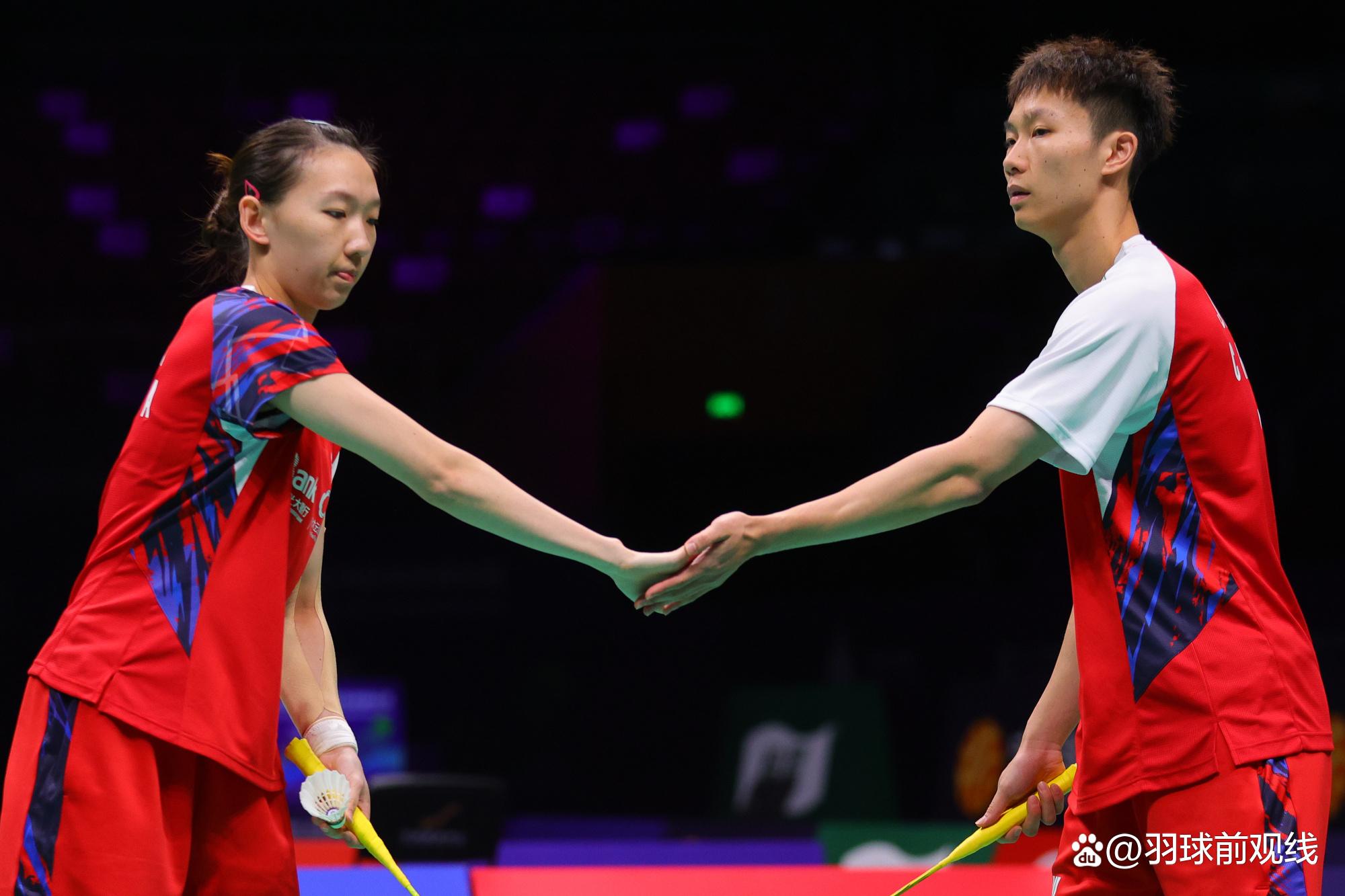 关于泰国队鏖战韩国队，黄鸭组合扛起全队的信息