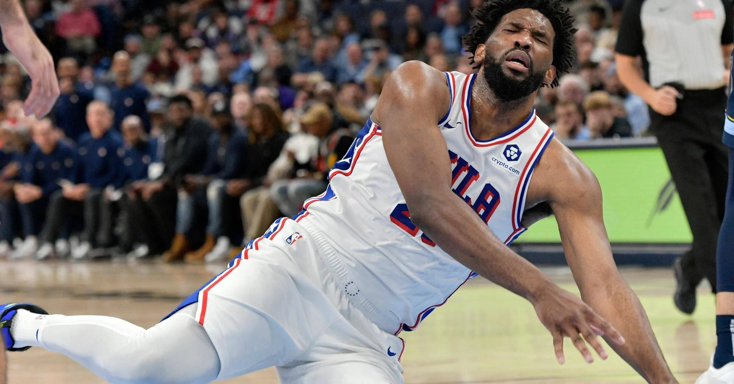 包含76人碾压江苏队，恩比德高光表现的词条