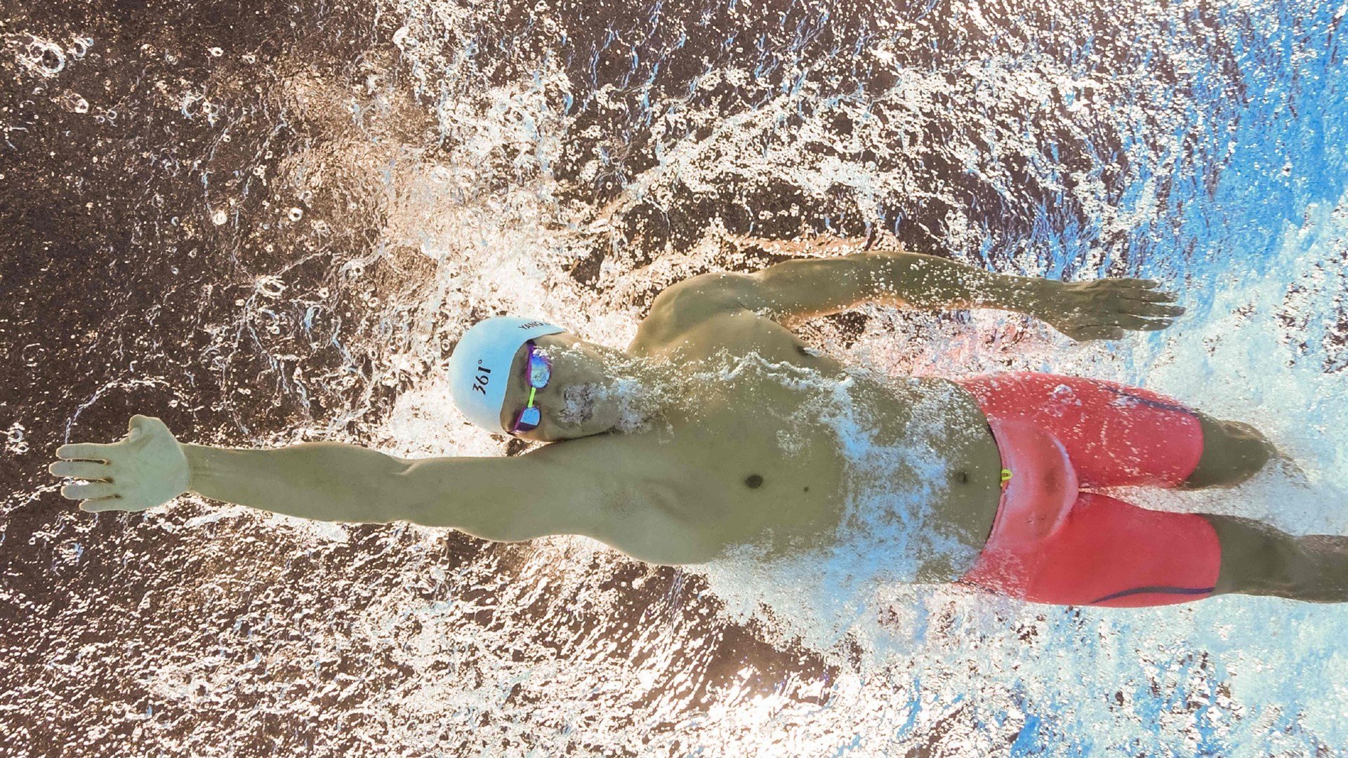 世界杯之夜，英格拉姆的里程碑，当新奥尔良的星光点亮北美足球之巅