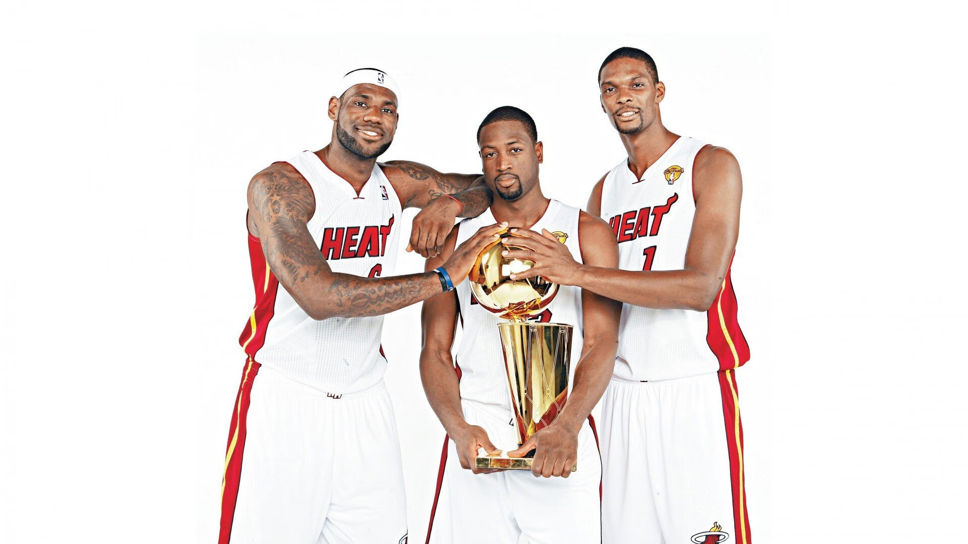 九游游戏-欧冠半决赛之夜，伊萨克持续制造杀伤，一位锋线刺客的统治性表演