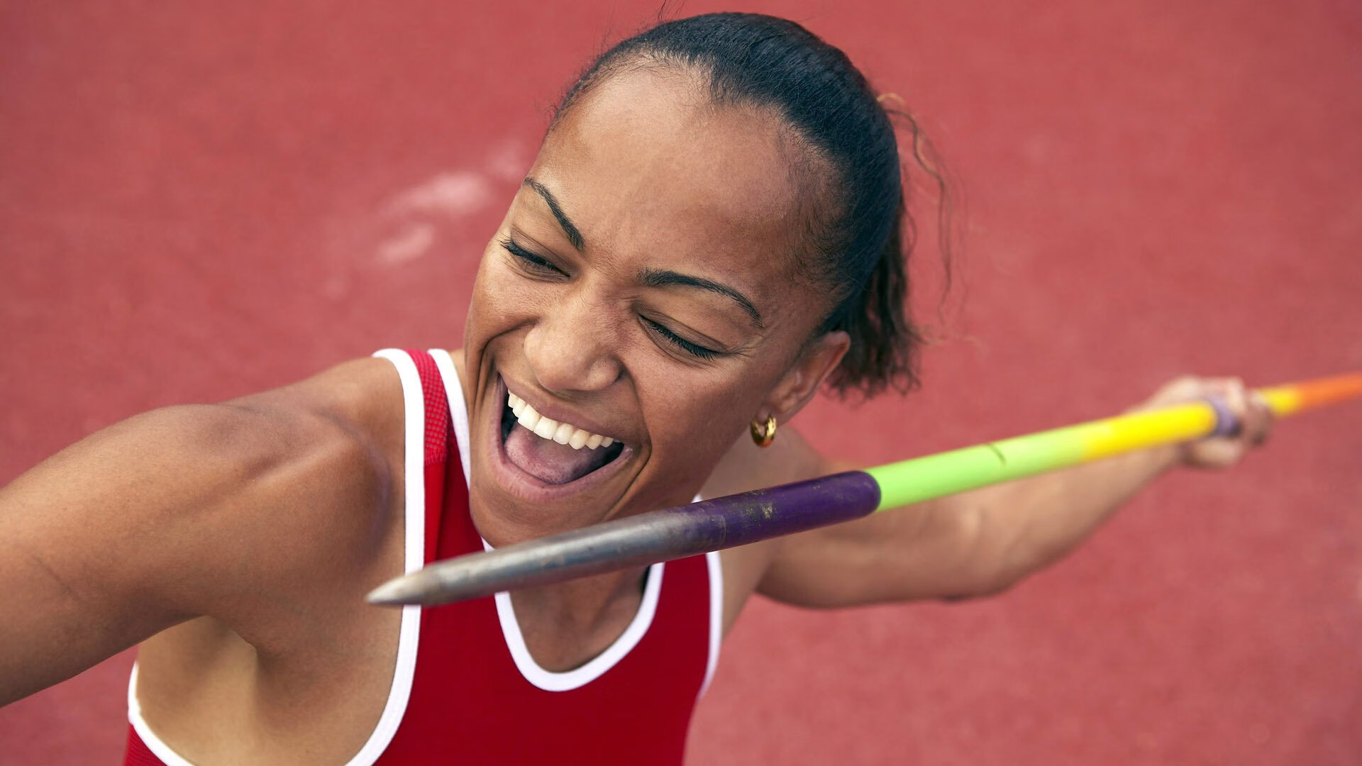 绝杀之痛与扛鼎之勇,体育竞技中的两种英雄叙事